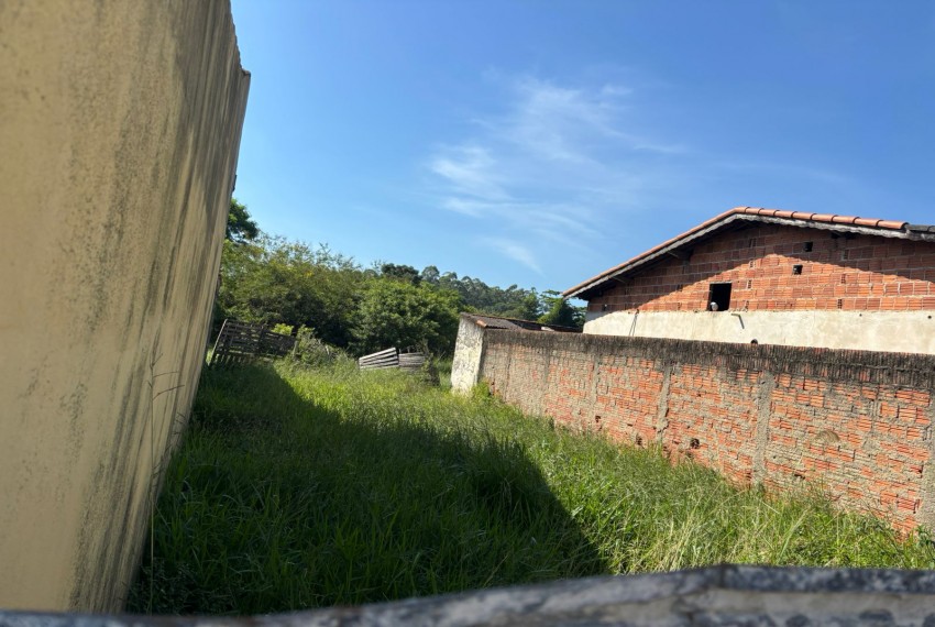 Terreno a venda no Bairro Jardim Esperança
